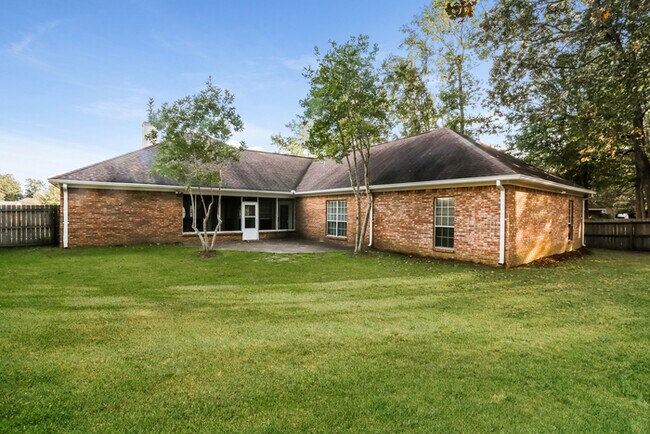 Building Photo - 112 Cypress Ridge Dr