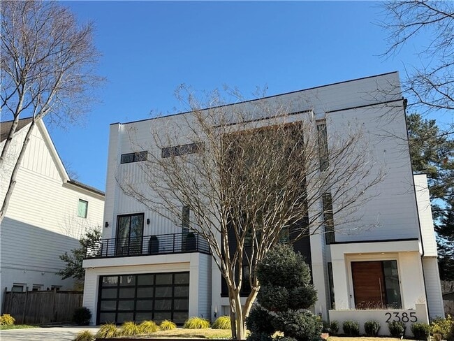 Building Photo - 2385 Nesbitt Dr NE