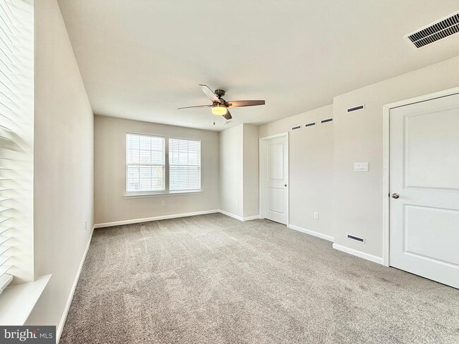 Building Photo - 200 Mazzeo Dr