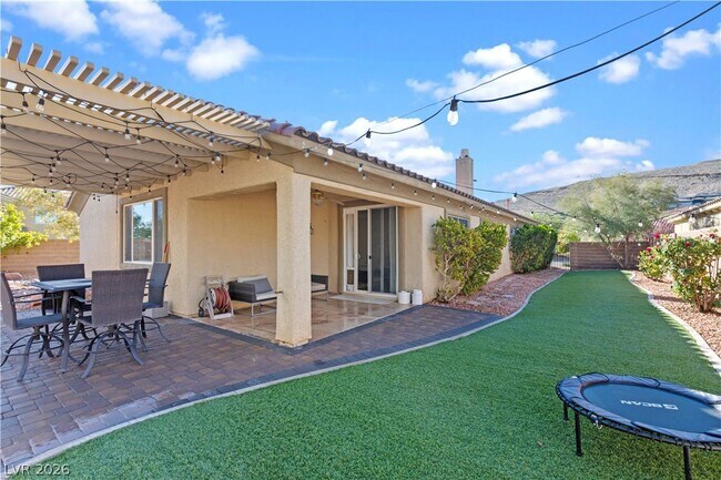 Building Photo - 4346 Prada Pl