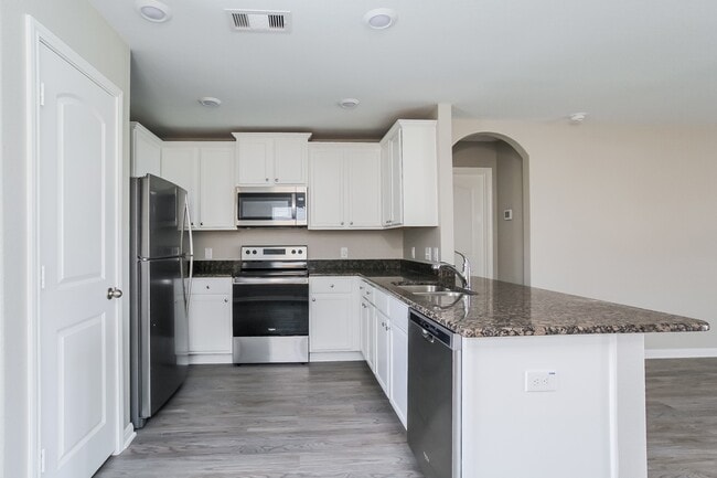 Building Photo - 26420 Richter Dr
