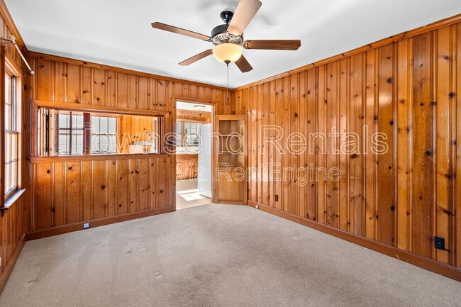 Building Photo - 315 Fairfield Rd