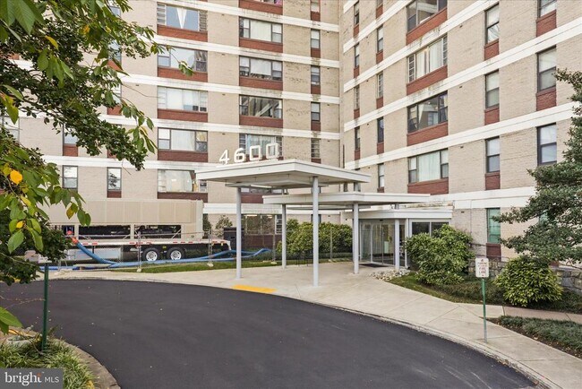 Building Photo - 4600 Duke St