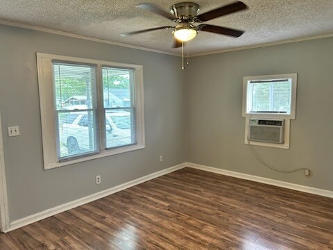 Building Photo - 719 Tallman Cir