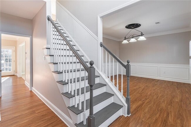 Building Photo - 3147 Crestmont Way NW