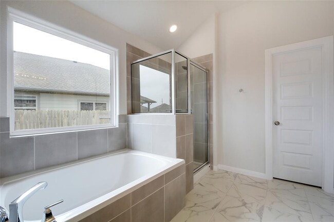Building Photo - 134 Edgewater Trl