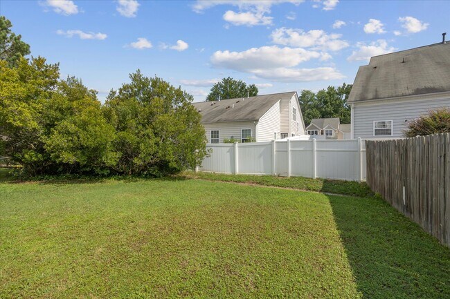 Building Photo - 107 Karley Pl