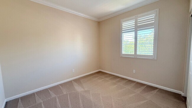 Building Photo - Beautiful 4BD/3BA, Two-Story Townhome in Alamo Creek, Danville- Available NOW!