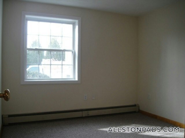 Building Photo - 17 Adamson St