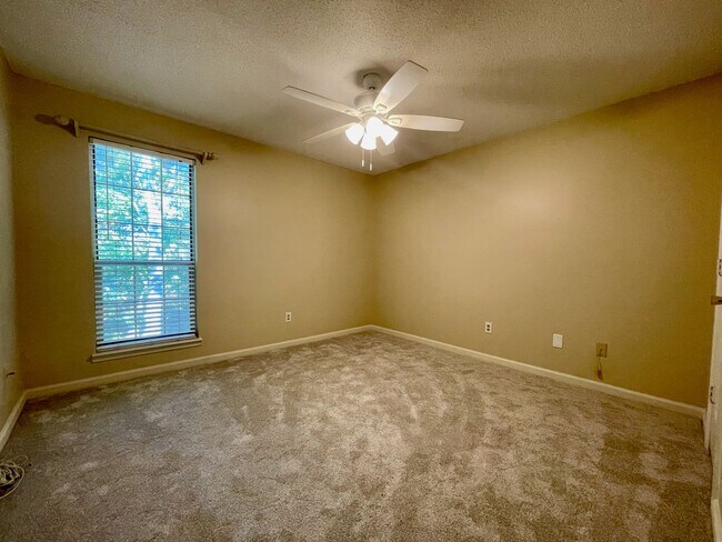 Building Photo - Condo in the Heart of Sandy Springs