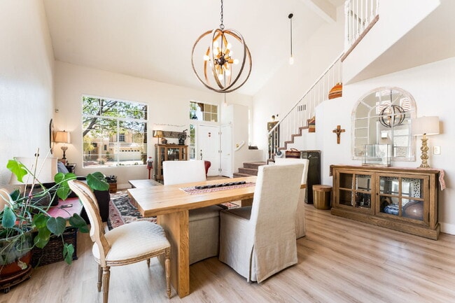 Building Photo - Summerlin 3 Bed / 2.5 Bath Home with Full Solar Panel Use! — Available October 5, 2026