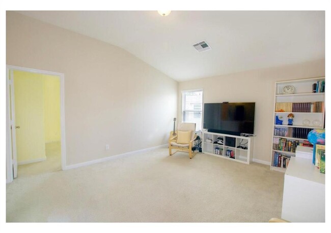 Building Photo - 24126 Haywards Crossing Ln