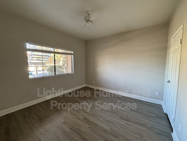 Building Photo - 5122 S Jones Blvd