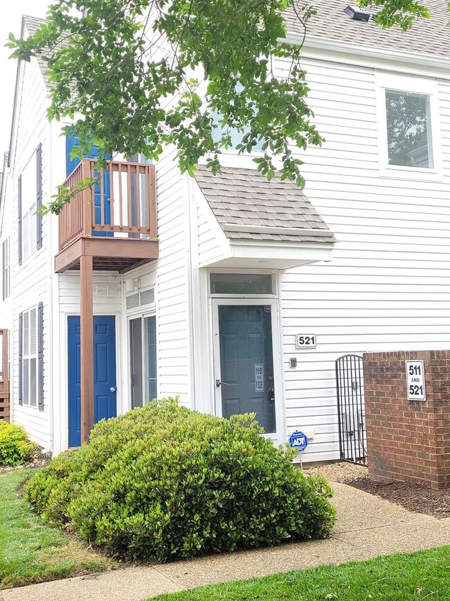 Primary Photo - Condo in Kiln Creek