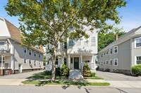 Building Photo - 146 Beech St