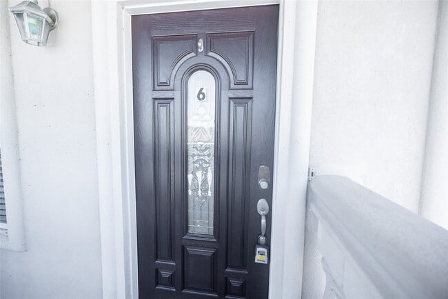 Building Photo - 13165 Snow Ln