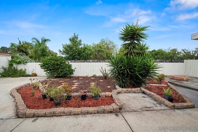 Building Photo - 4148 Cole Way