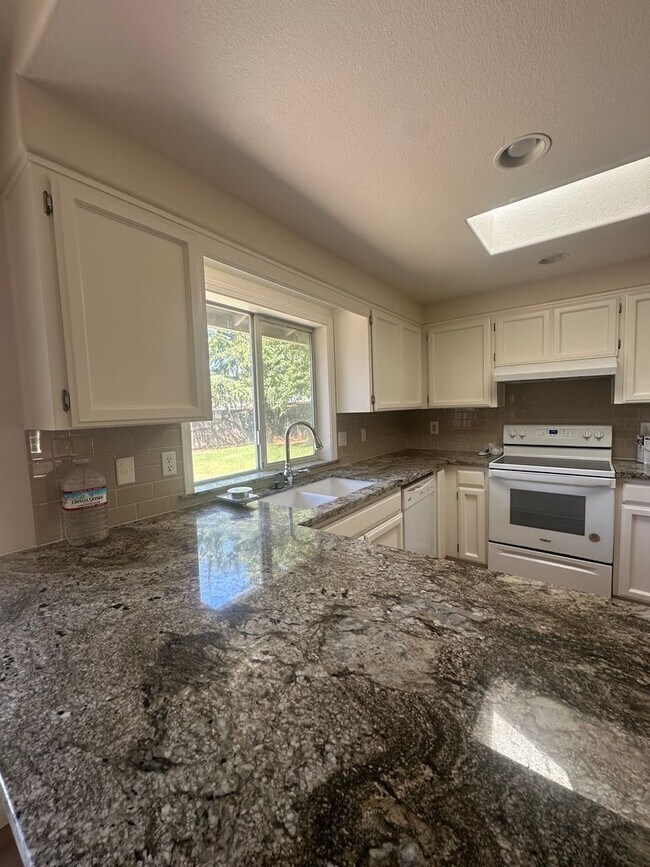 Building Photo - Newly Renovated Home Nestled in a NE Medfo...