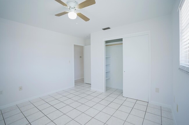 Building Photo - 1193 S Alhambra Cir