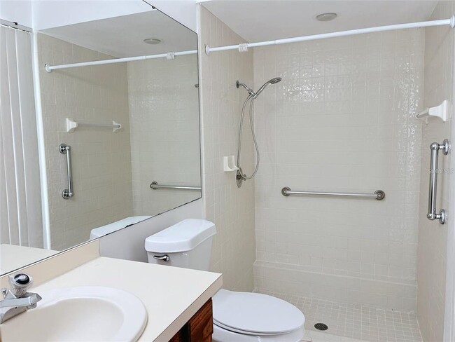 Building Photo - 3943 Greenview Pines Ct