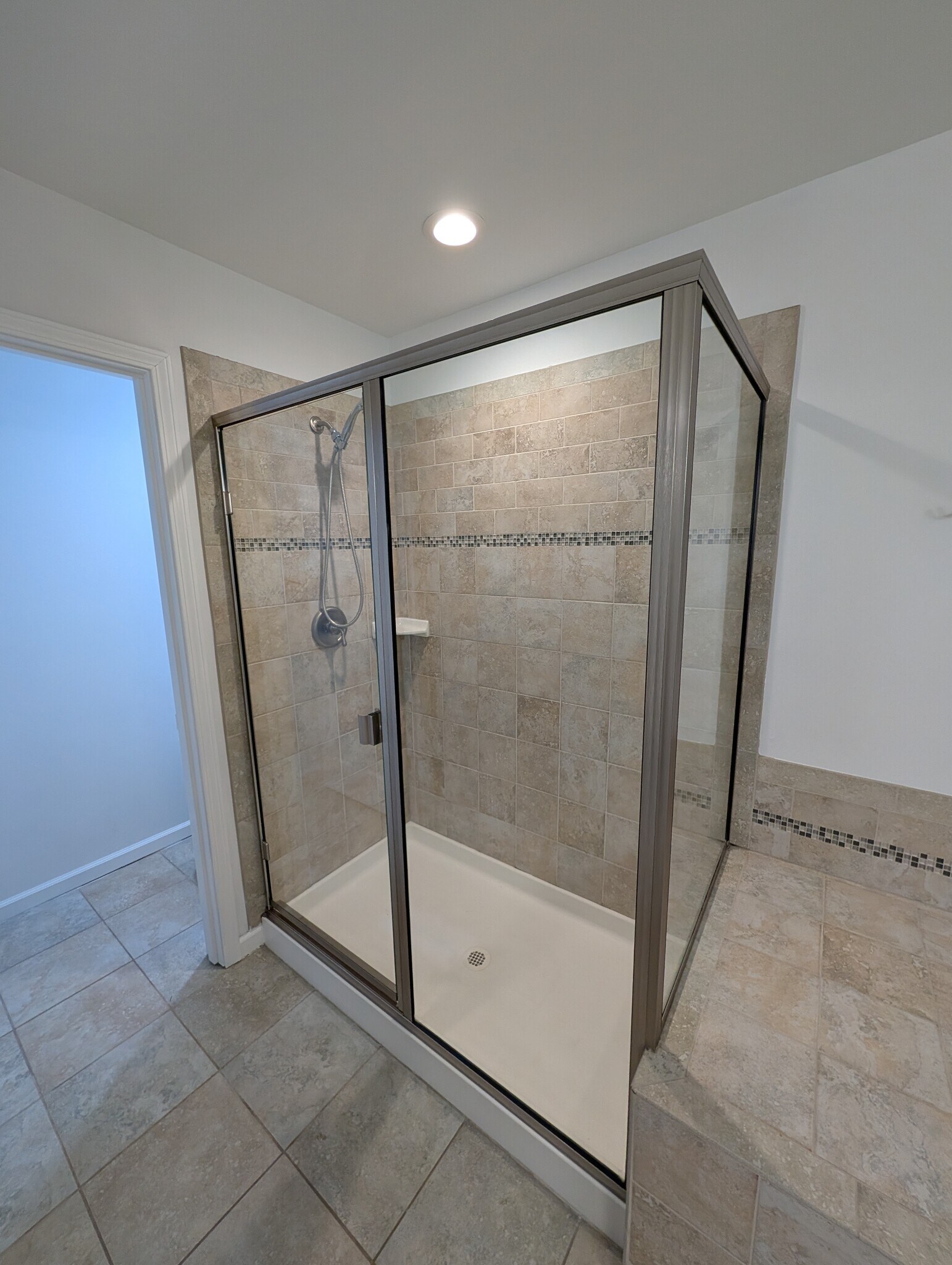 Building Photo - 19031 Waxen Rd