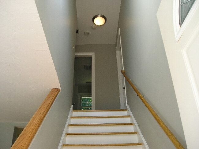 Building Photo - 5 George St