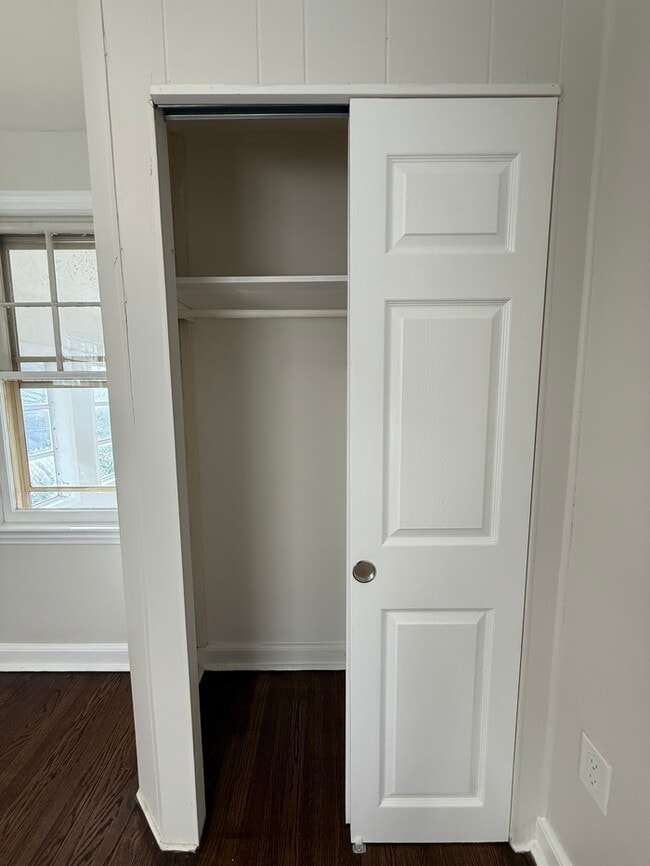 Building Photo - 520 Purce St