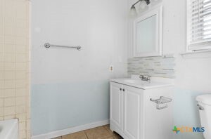 Building Photo - 1802 Harley Dr