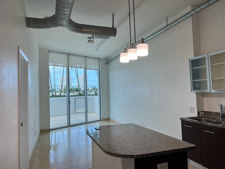 Livingroom - 3029 NE 188th St