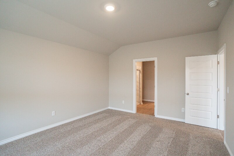 Building Photo - 2912 Firefly Dr