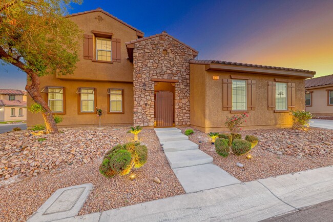 Building Photo - 5 Bedroom Corner Lot Home in Gated Community!