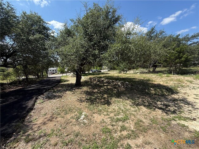 Building Photo - 560 Wickford Way