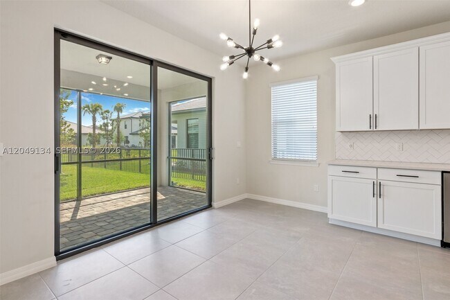 Building Photo - 4470 Waterside Dr