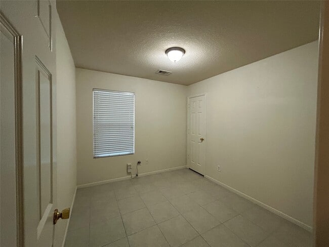 Building Photo - 15719 Wisteria Hill St