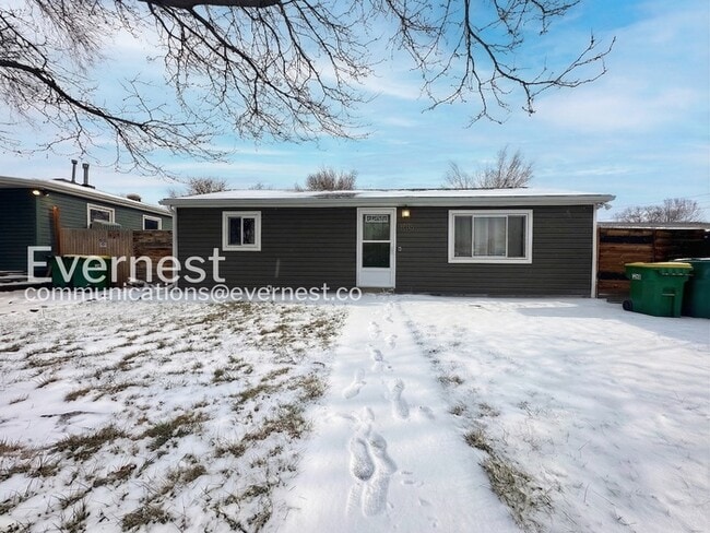 Building Photo - 1985 Ingalls St