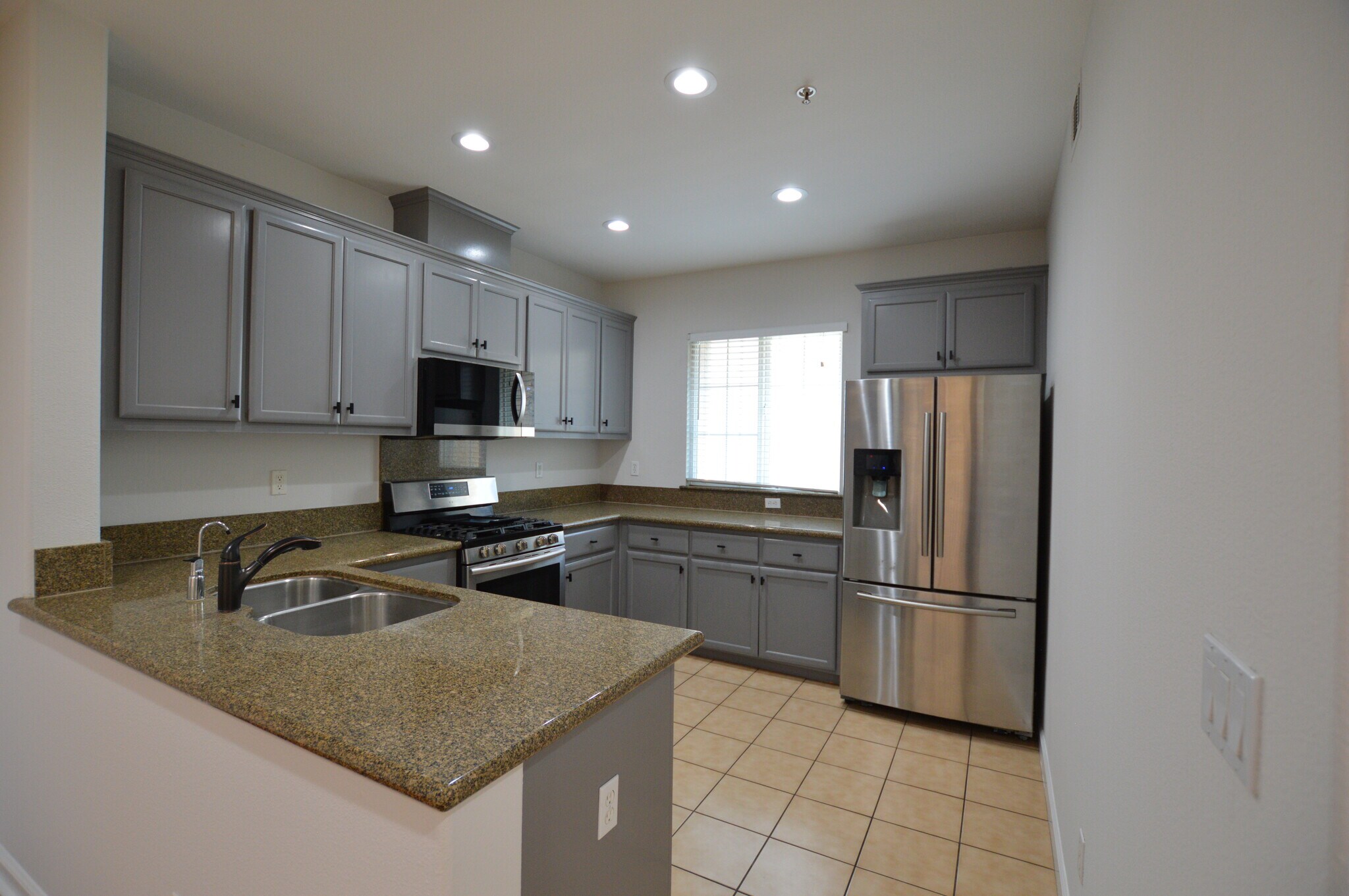 Building Photo - 2348 Winepol Loop