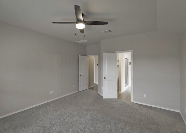 Building Photo - Beautiful 3 Bedroom Home in Voss Farms—Open Floor Plan & Great Outdoor Space!