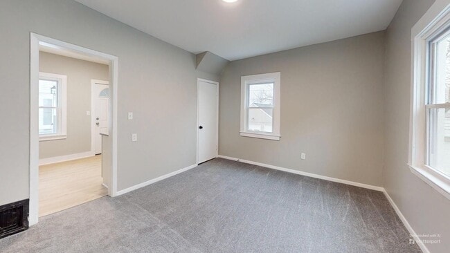 Building Photo - Old Brooklyn Area - 3 Bedrooms - Single Fa...