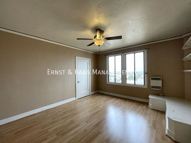 Building Photo - 315 W 3rd St