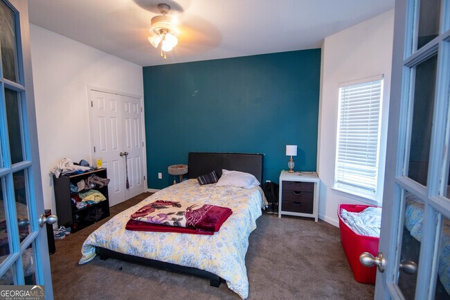 Building Photo - 1582 Ewing Farm Dr