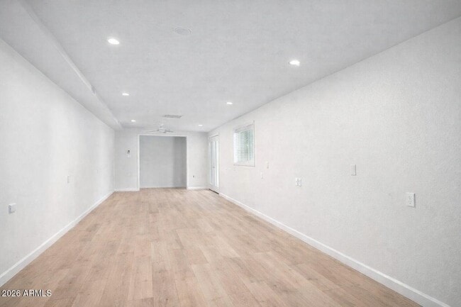 Building Photo - 7340 N 7th Ave