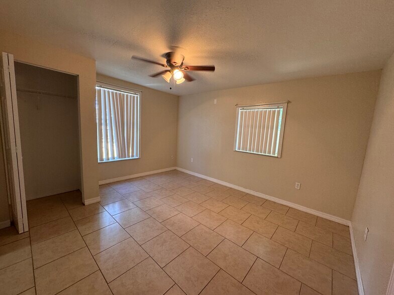Building Photo - 1620 Marengo Dr