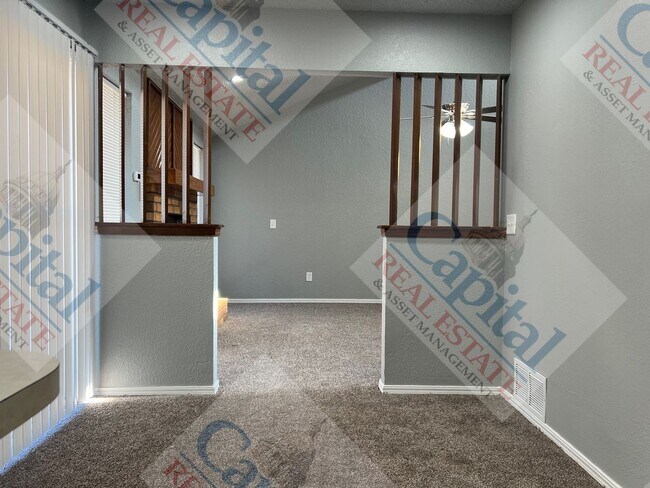 Building Photo - Cozy 3 Bedroom