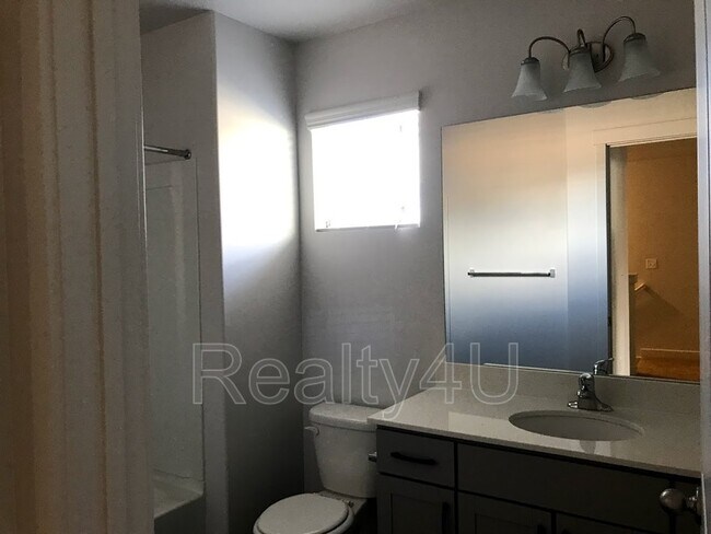 Building Photo - 1454 S 520 W