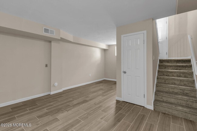 Building Photo - 130 Bodman Pl