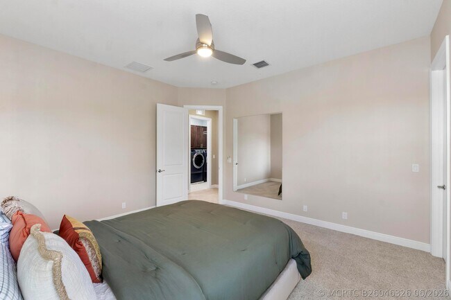 Building Photo - 11525 NW 81st Pl