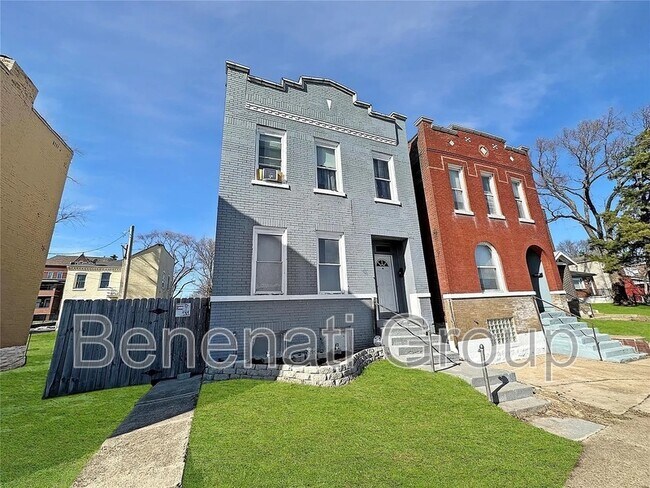 Primary Photo - 2927 Nebraska Ave