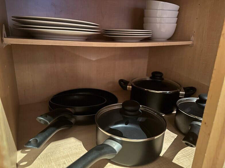 Building Photo - 800 Town and Country Blvd