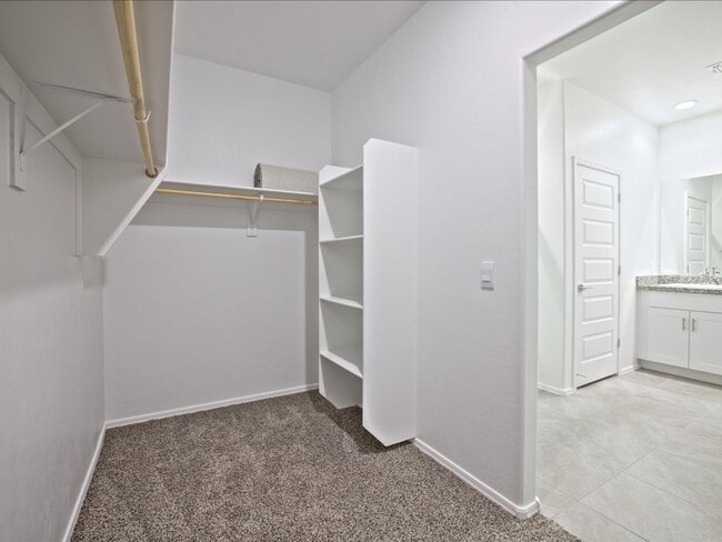 Building Photo - 3 Bedroom, 2 Bathroom