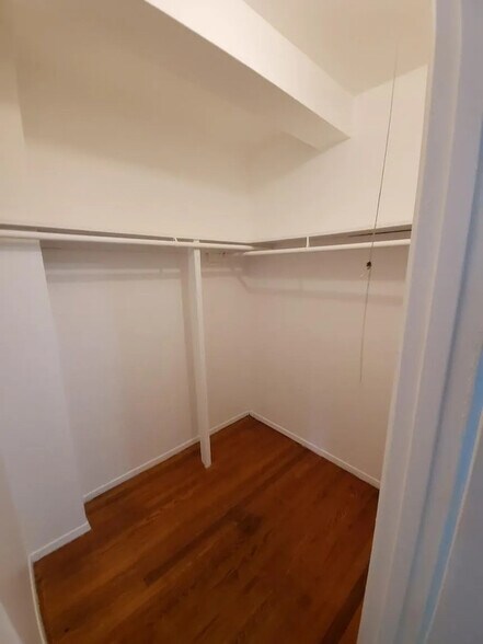 Building Photo - 109 Fisher Ave